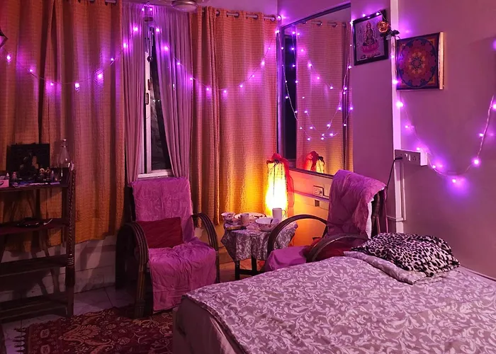 Laxmi Happy Home In Pune